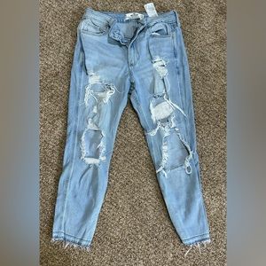 Hollister curvy high rise mom jeans